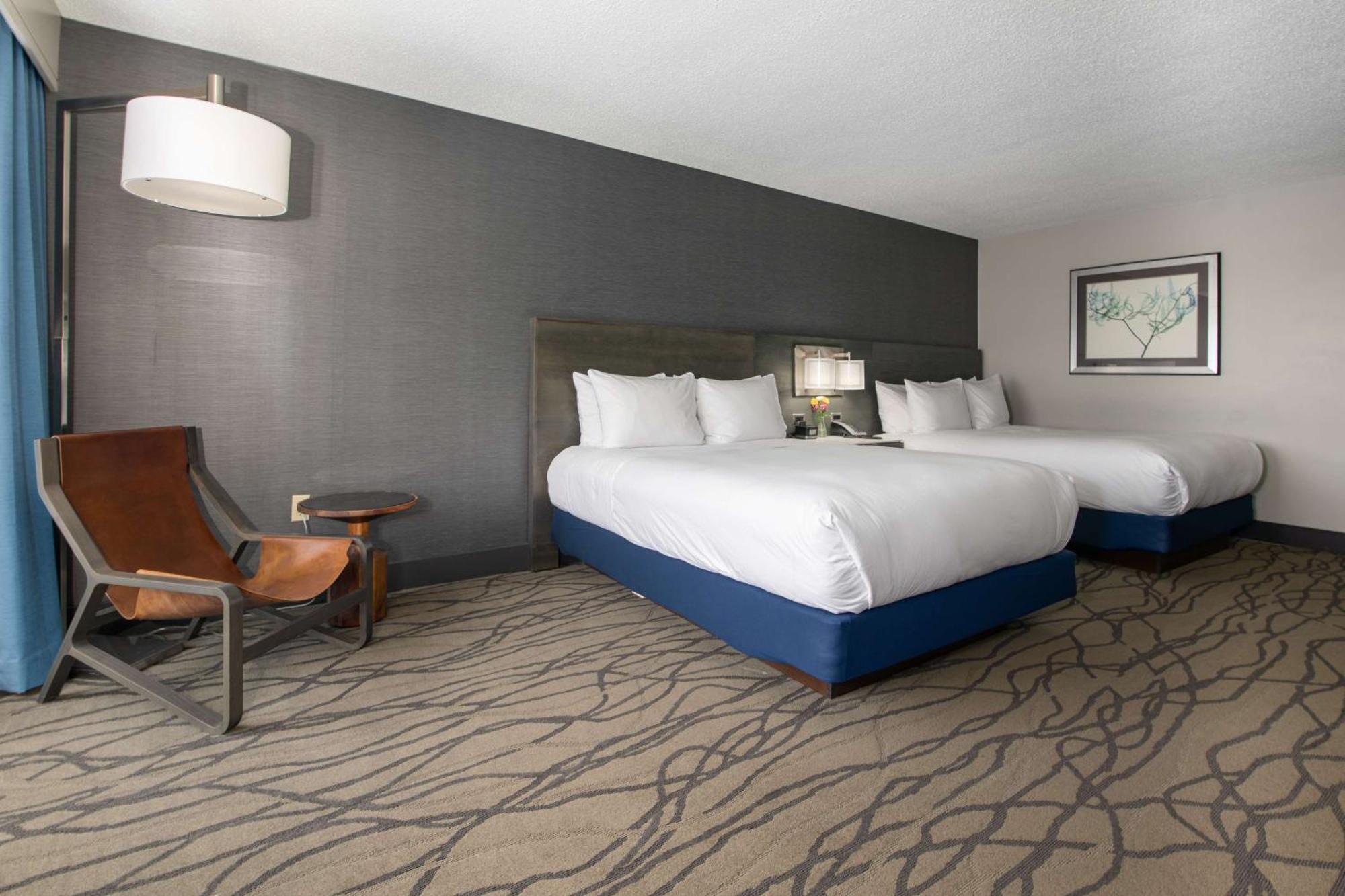 Doubletree By Hilton Racine Harbourwalk Hotell Exteriör bild