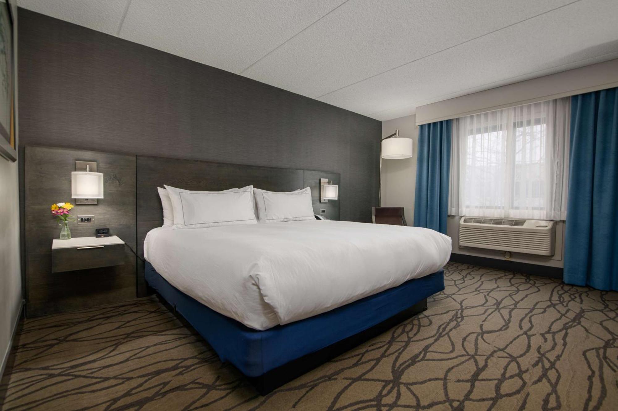 Doubletree By Hilton Racine Harbourwalk Hotell Exteriör bild