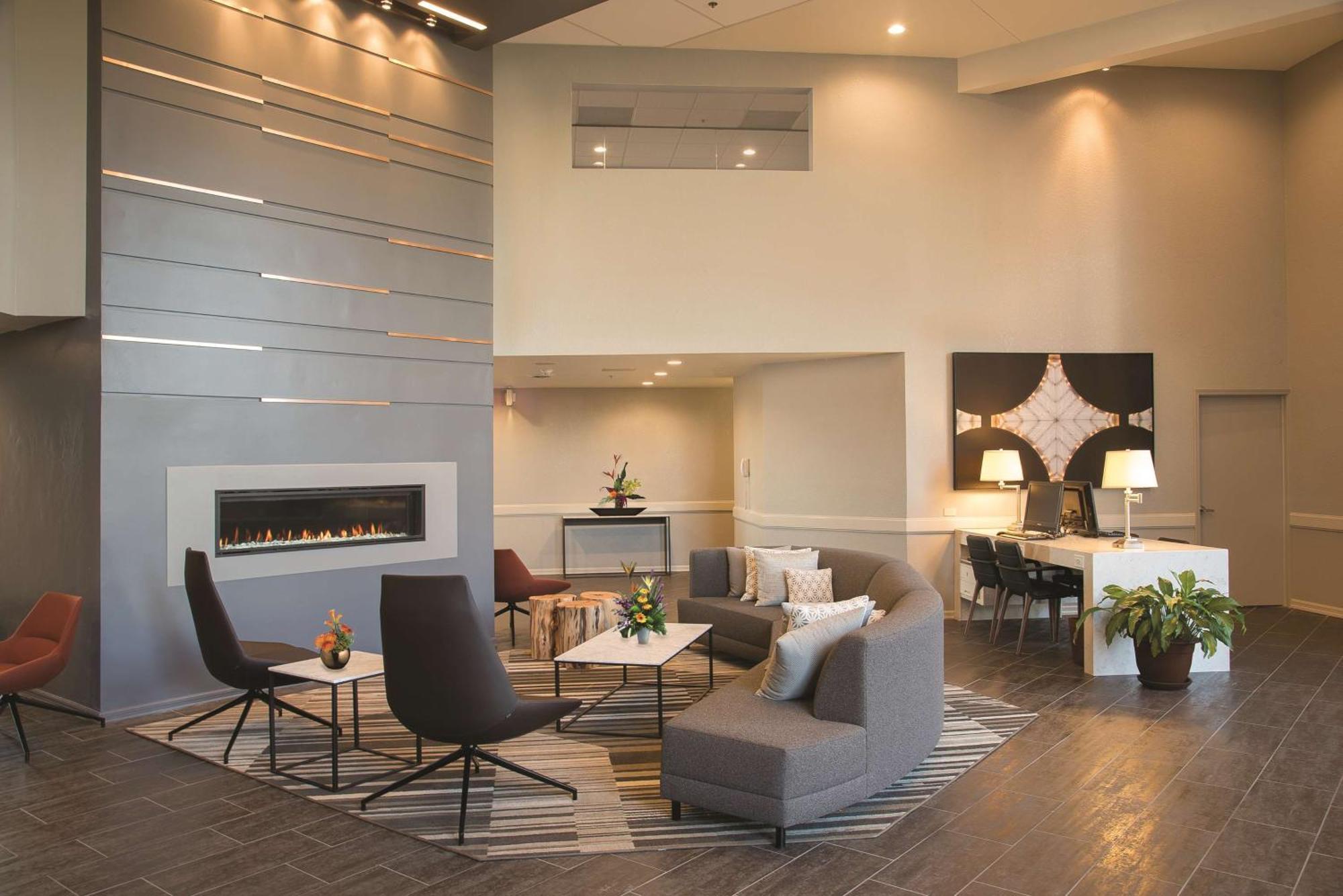 Doubletree By Hilton Racine Harbourwalk Hotell Exteriör bild