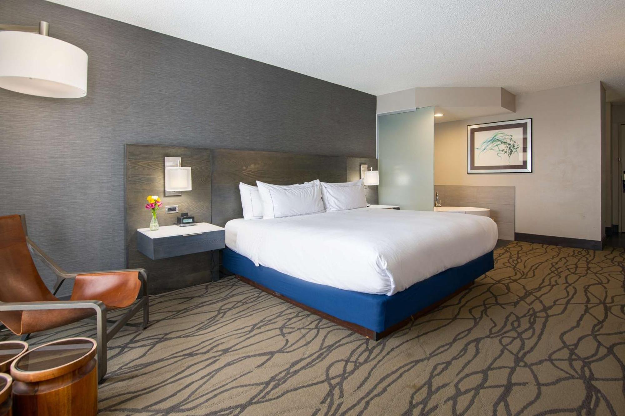 Doubletree By Hilton Racine Harbourwalk Hotell Exteriör bild
